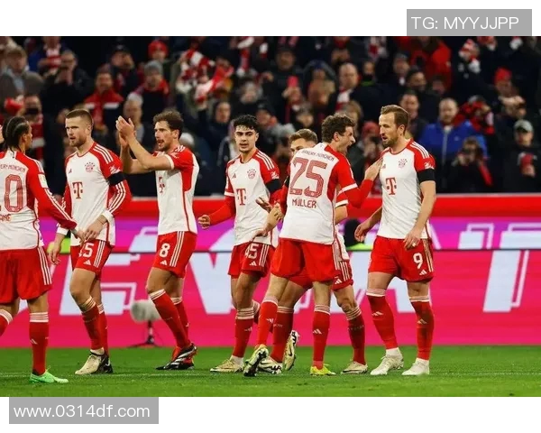 德甲激战！沙尔克04与莱比锡红牛激战战平，难分高下